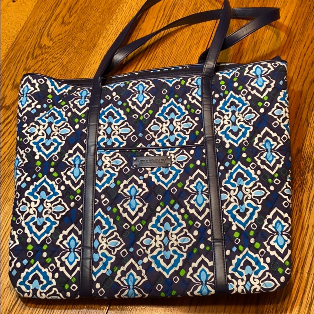 Vera Bradley Tote